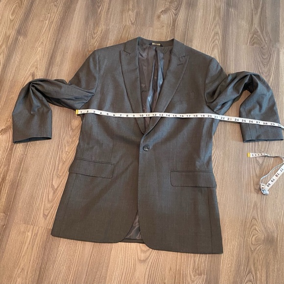 Banana Republic Gray Tailored Fit Wool Sport Coat Blazer Mens size 42R - Picture 5 of 5